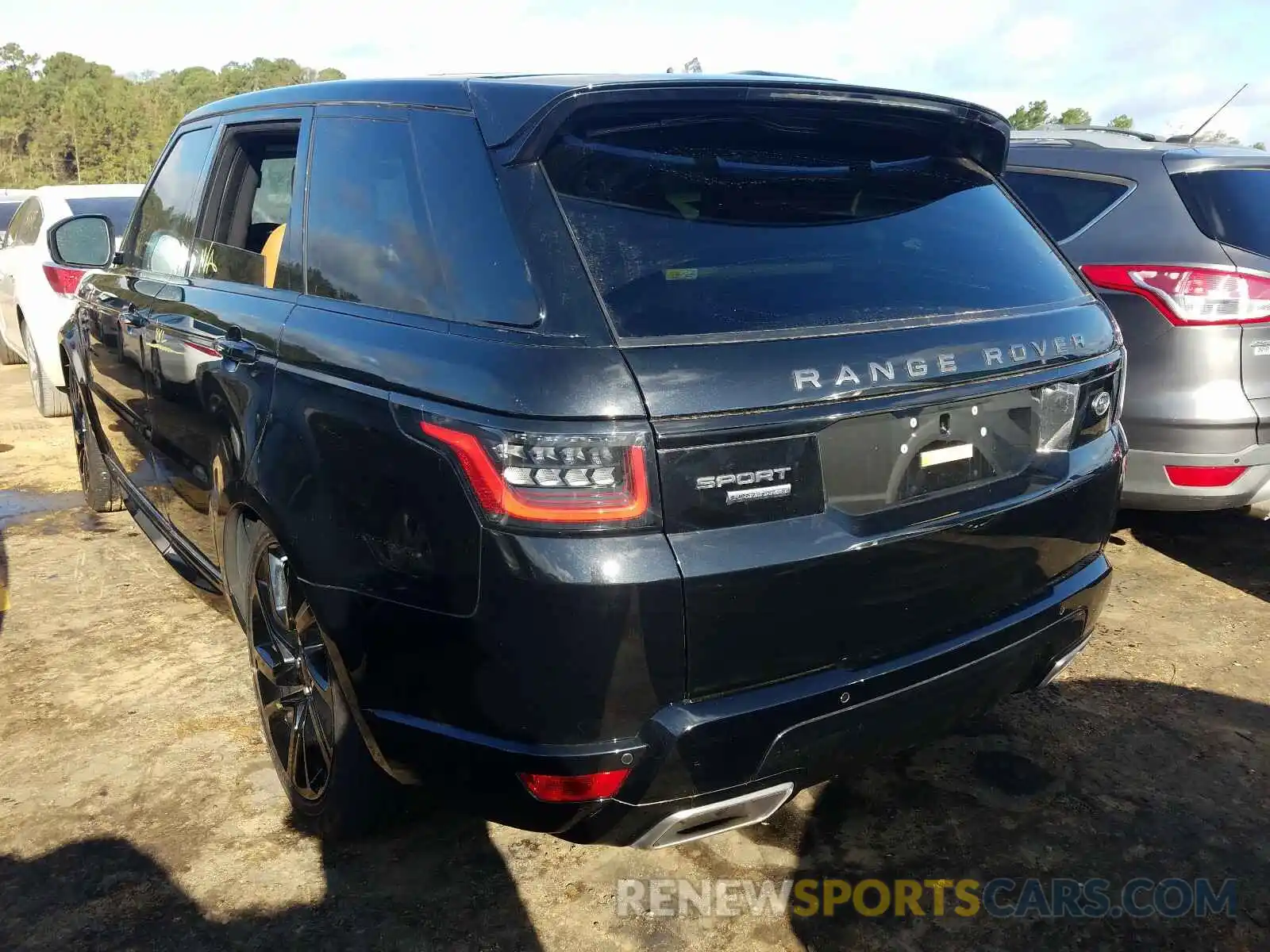 3 Photograph of a damaged car SALWR2RE1KA860053 LAND ROVER RANGEROVER 2019