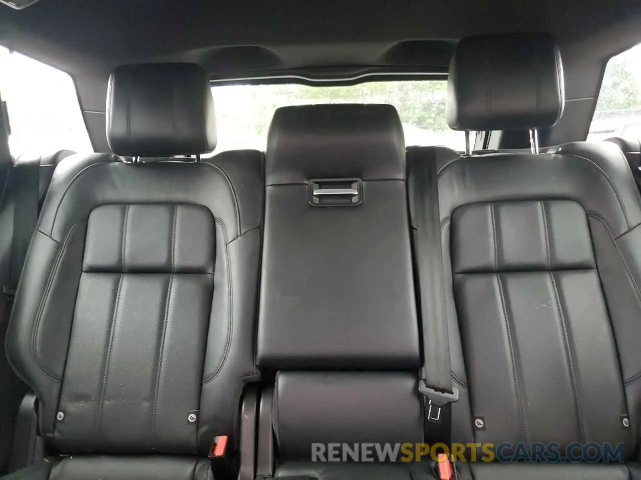 10 Photograph of a damaged car SALWR2RE2KA821035 LAND ROVER RANGEROVER 2019