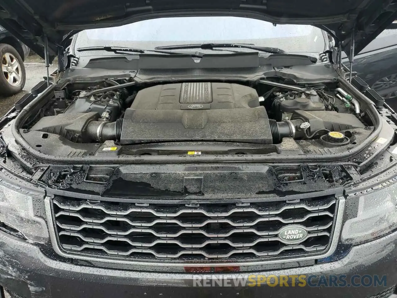 12 Photograph of a damaged car SALWR2RE2KA821035 LAND ROVER RANGEROVER 2019