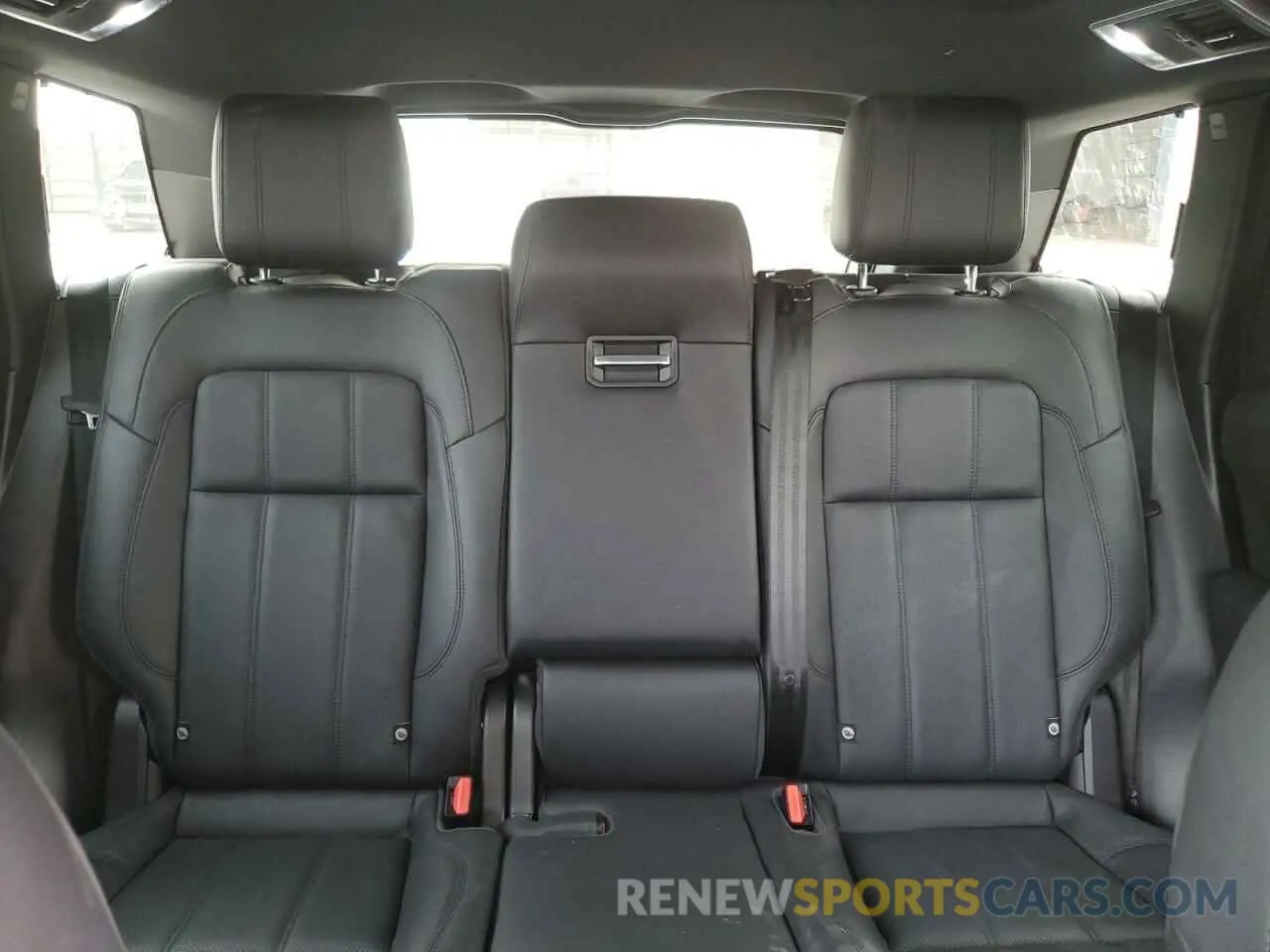 10 Photograph of a damaged car SALWR2RE3KA830794 LAND ROVER RANGEROVER 2019