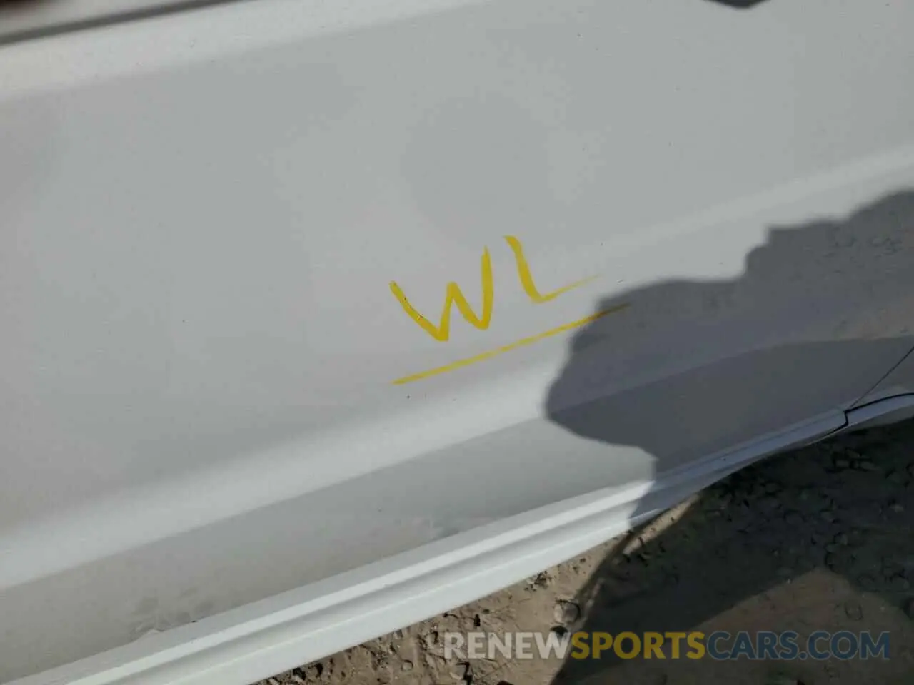 13 Photograph of a damaged car SALWR2RE3KA853413 LAND ROVER RANGEROVER 2019