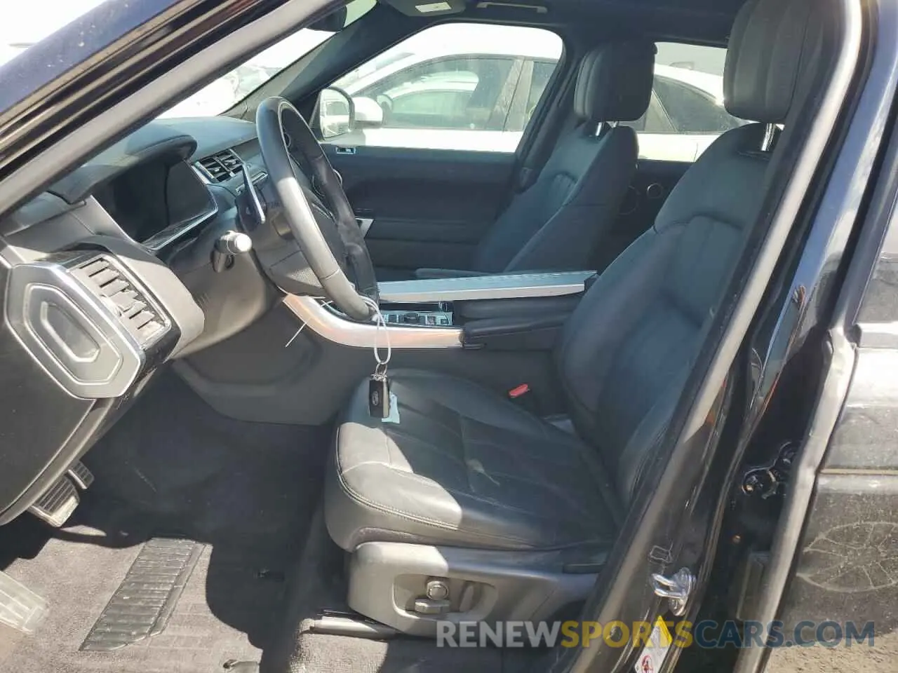 7 Photograph of a damaged car SALWR2RE5KA837892 LAND ROVER RANGEROVER 2019