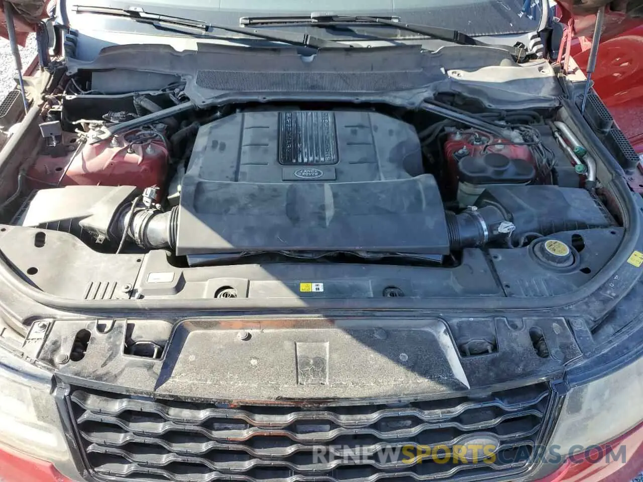 12 Photograph of a damaged car SALWR2RE7KA816302 LAND ROVER RANGEROVER 2019