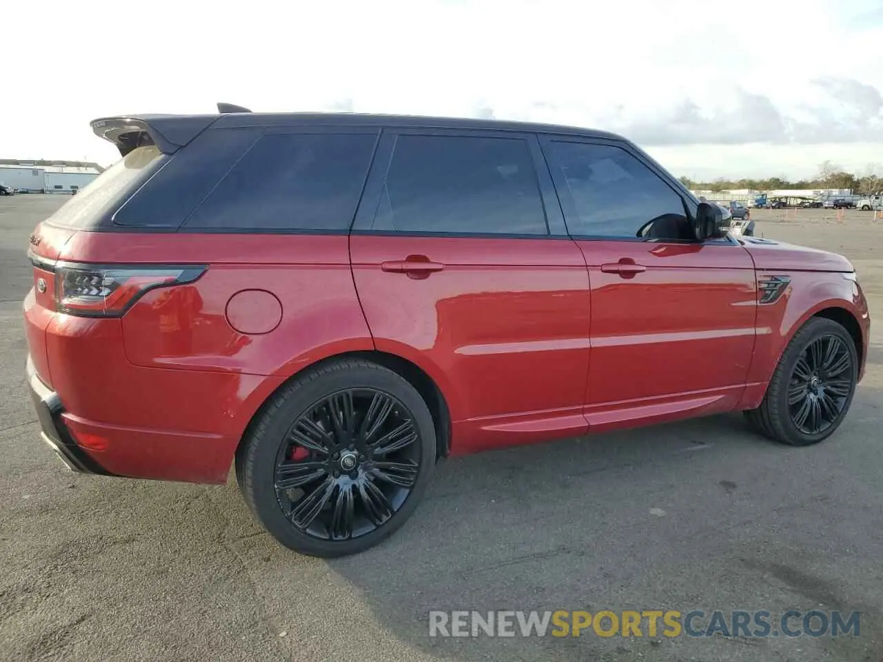 3 Photograph of a damaged car SALWR2RE9KA818682 LAND ROVER RANGEROVER 2019