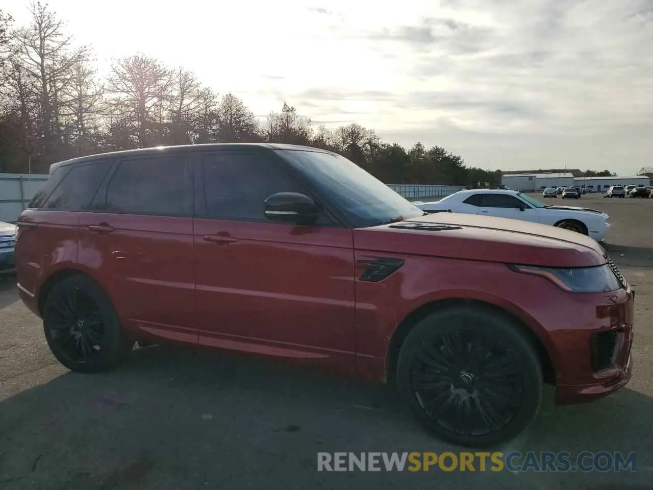4 Photograph of a damaged car SALWR2RE9KA818682 LAND ROVER RANGEROVER 2019
