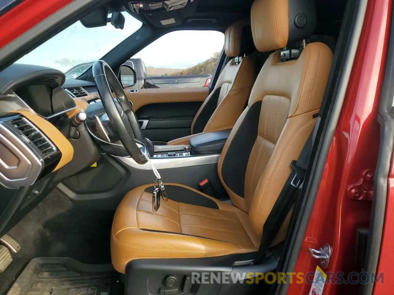 7 Photograph of a damaged car SALWR2RE9KA818682 LAND ROVER RANGEROVER 2019