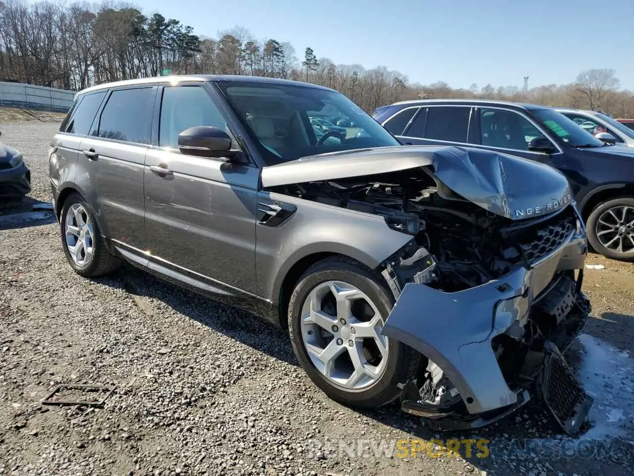4 Photograph of a damaged car SALWR2RK5KA818474 LAND ROVER RANGEROVER 2019