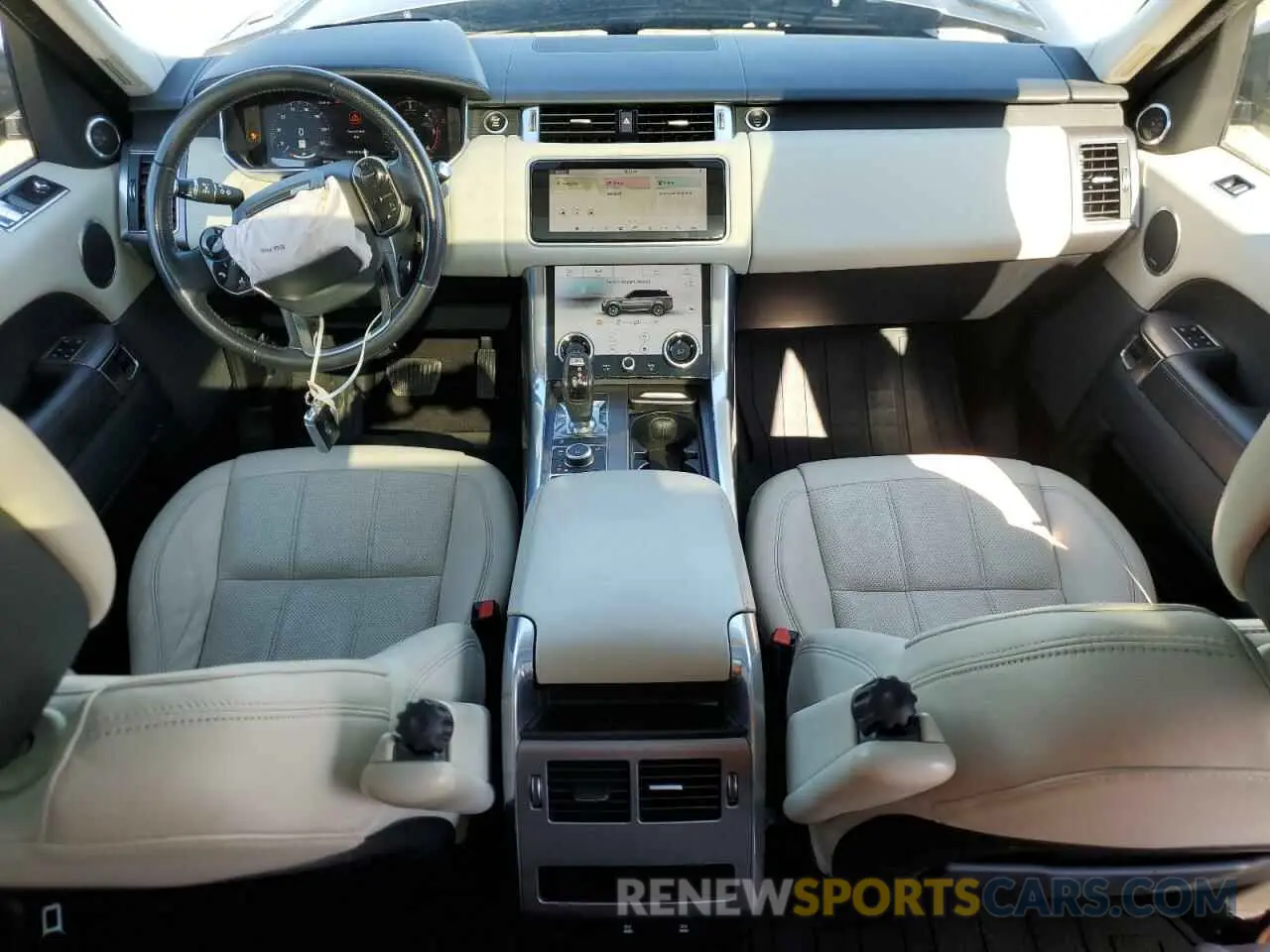 8 Photograph of a damaged car SALWR2RK5KA818474 LAND ROVER RANGEROVER 2019