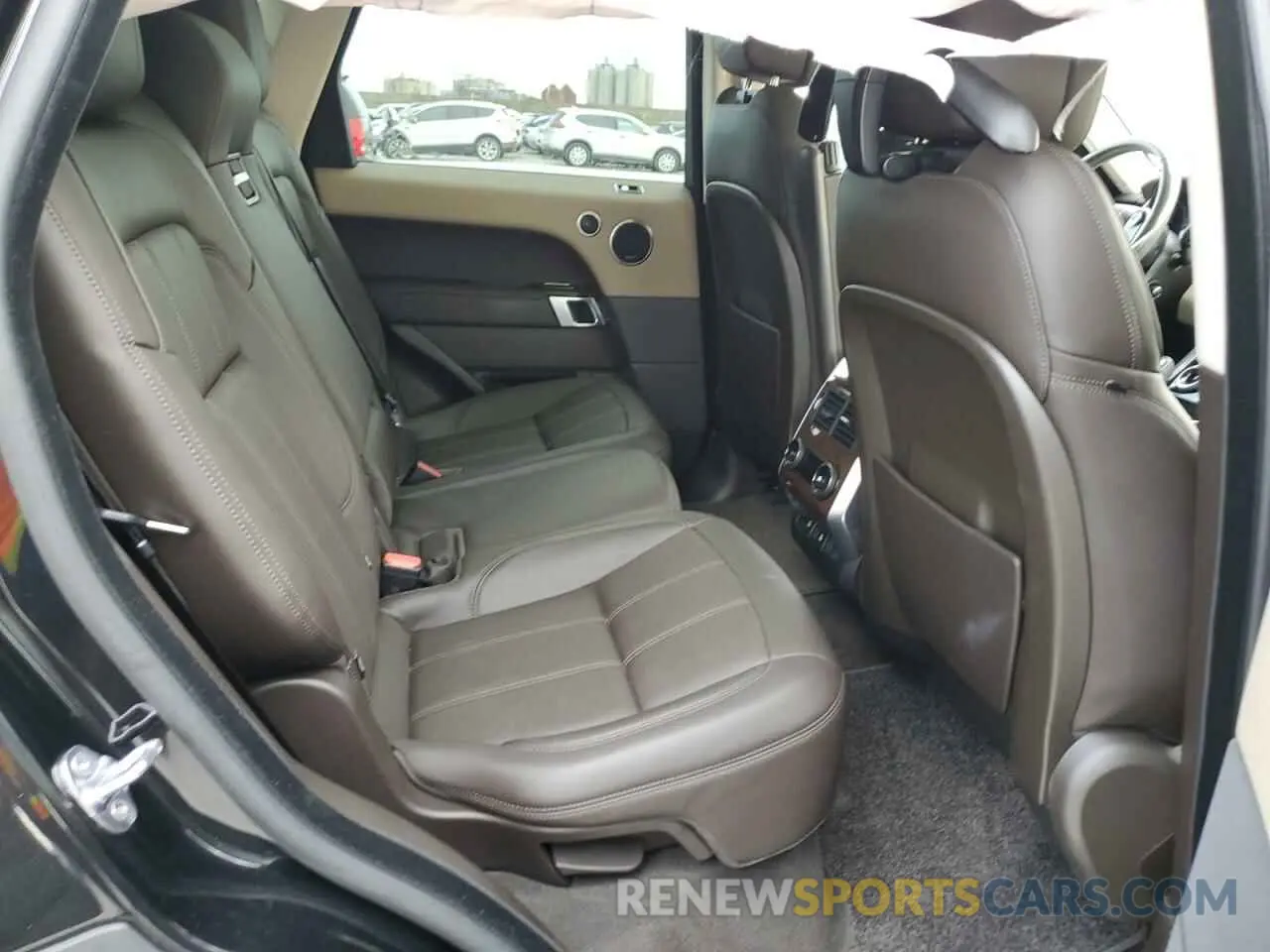 11 Photograph of a damaged car SALWR2RV2KA837848 LAND ROVER RANGEROVER 2019