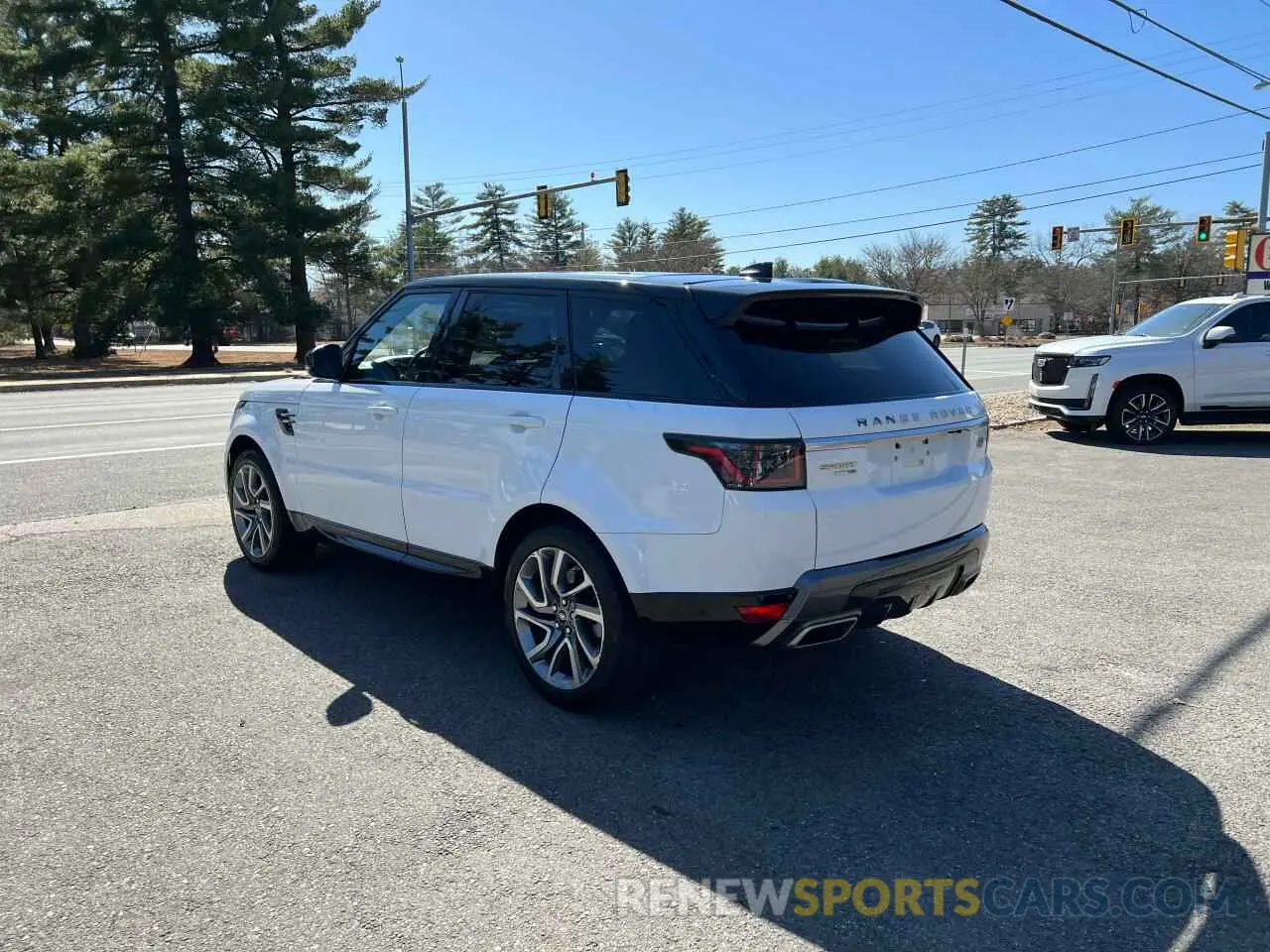 3 Photograph of a damaged car SALWR2RV2KA840135 LAND ROVER RANGEROVER 2019