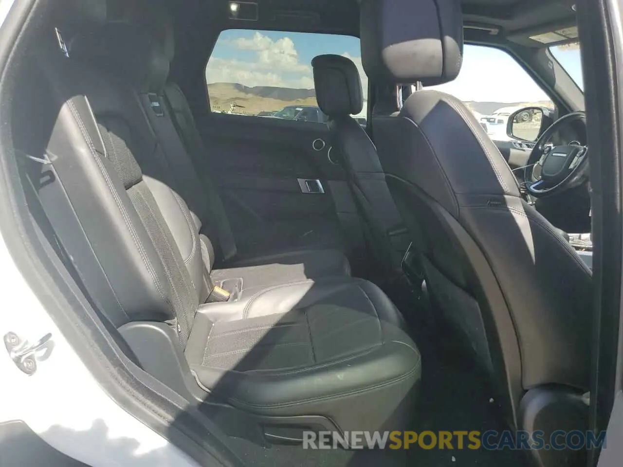 11 Photograph of a damaged car SALWR2RV3KA415409 LAND ROVER RANGEROVER 2019