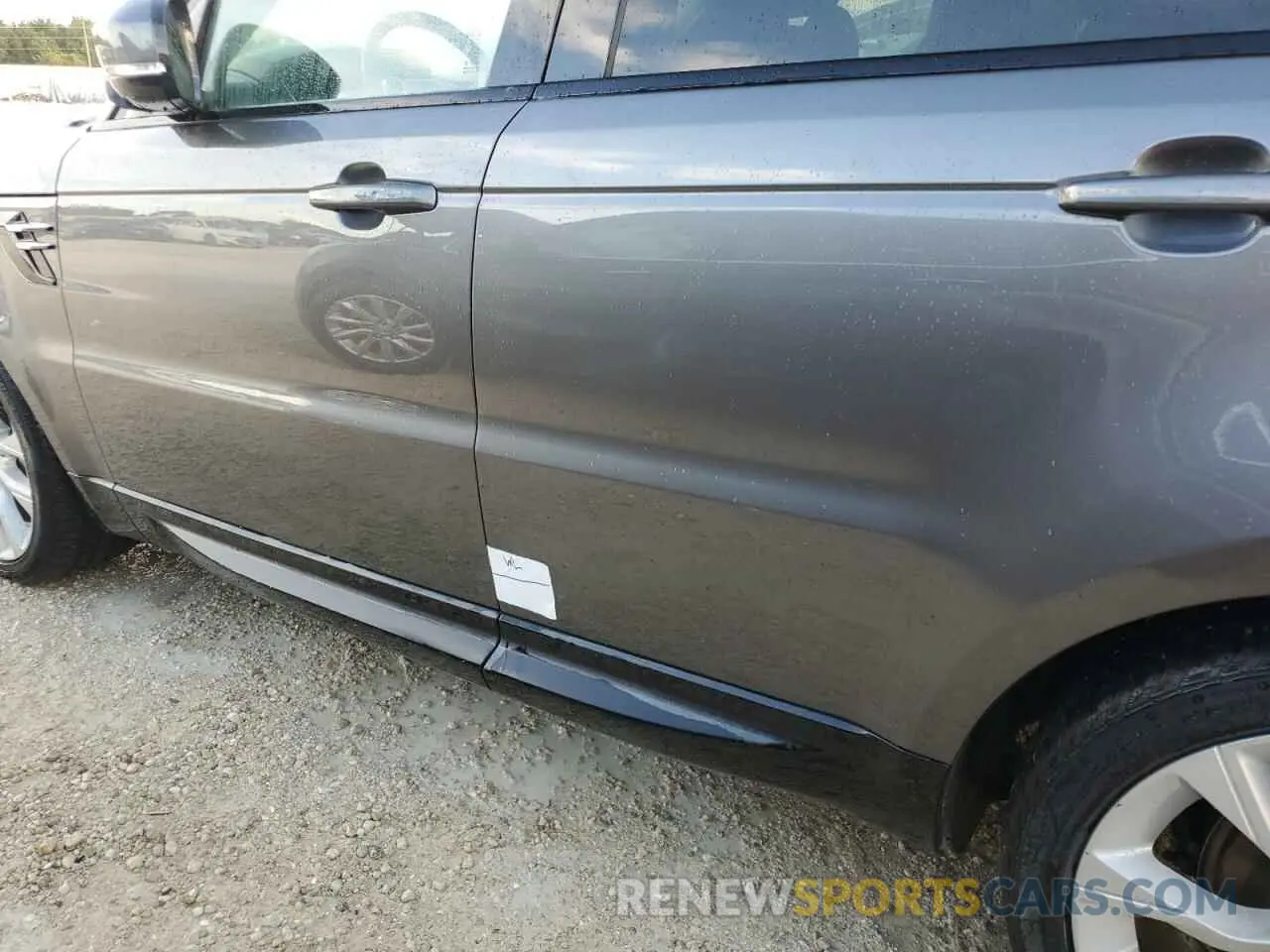 13 Photograph of a damaged car SALWR2RV3KA841570 LAND ROVER RANGEROVER 2019