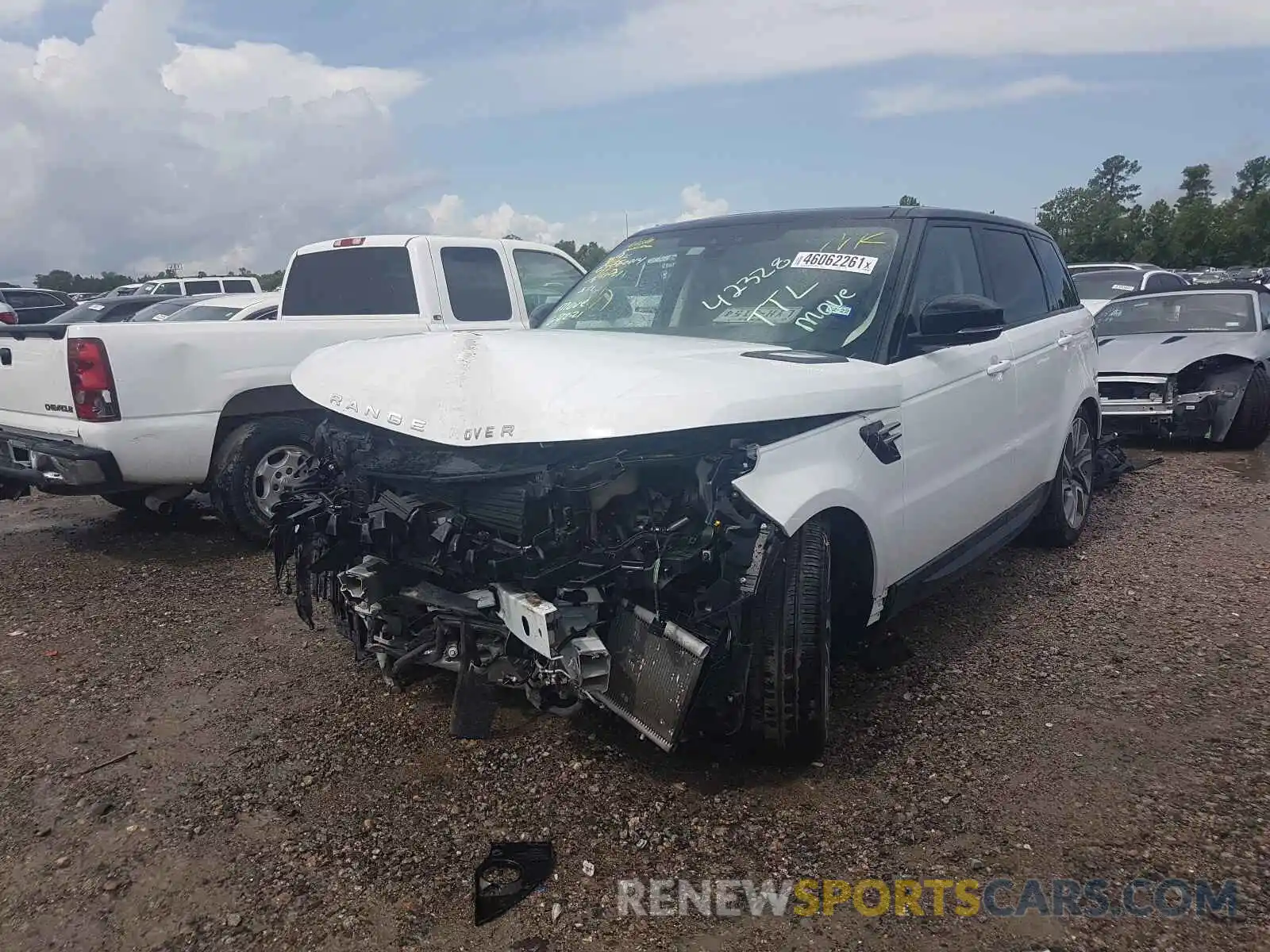 2 Photograph of a damaged car SALWR2RV4KA850200 LAND ROVER RANGEROVER 2019