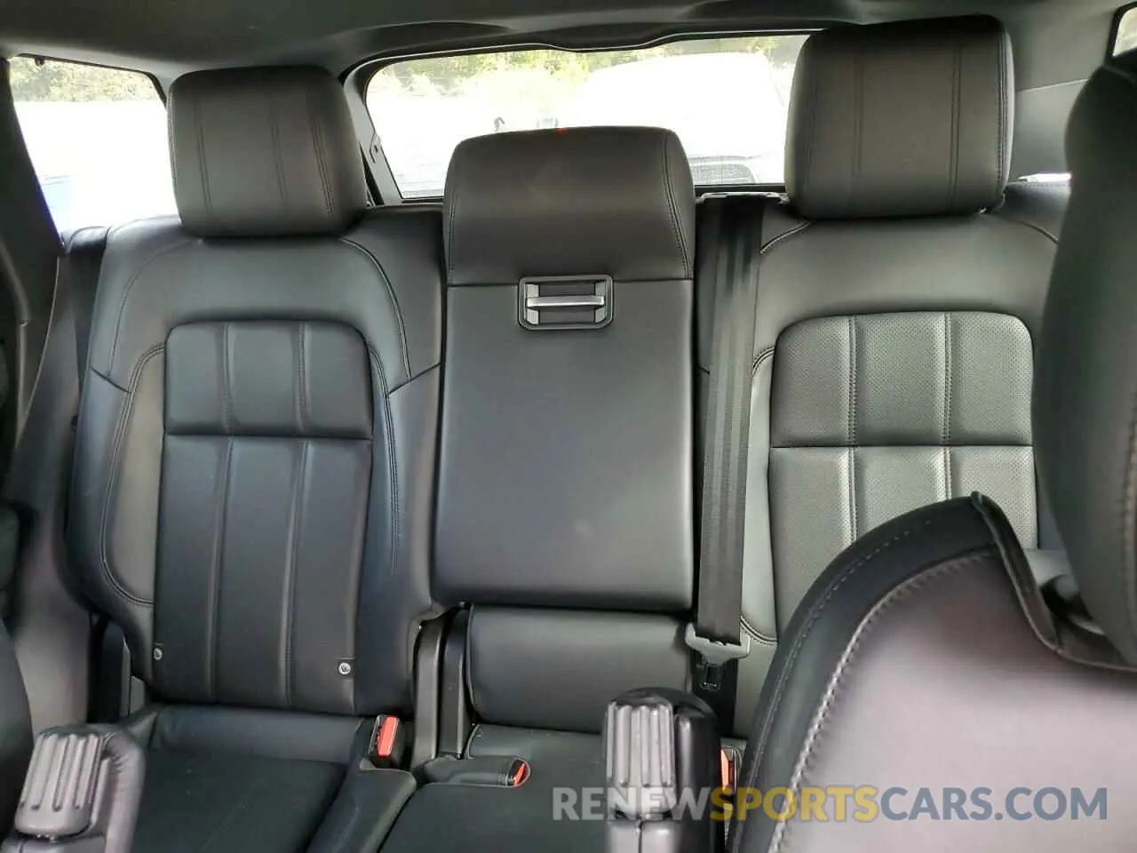 10 Photograph of a damaged car SALWR2RV5KA828318 LAND ROVER RANGEROVER 2019