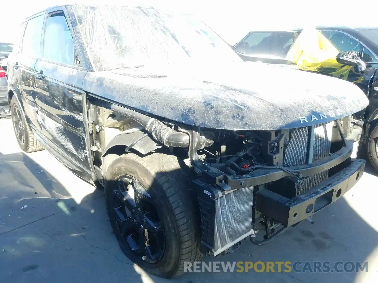 1 Photograph of a damaged car SALWR2RV6KA418028 LAND ROVER RANGEROVER 2019