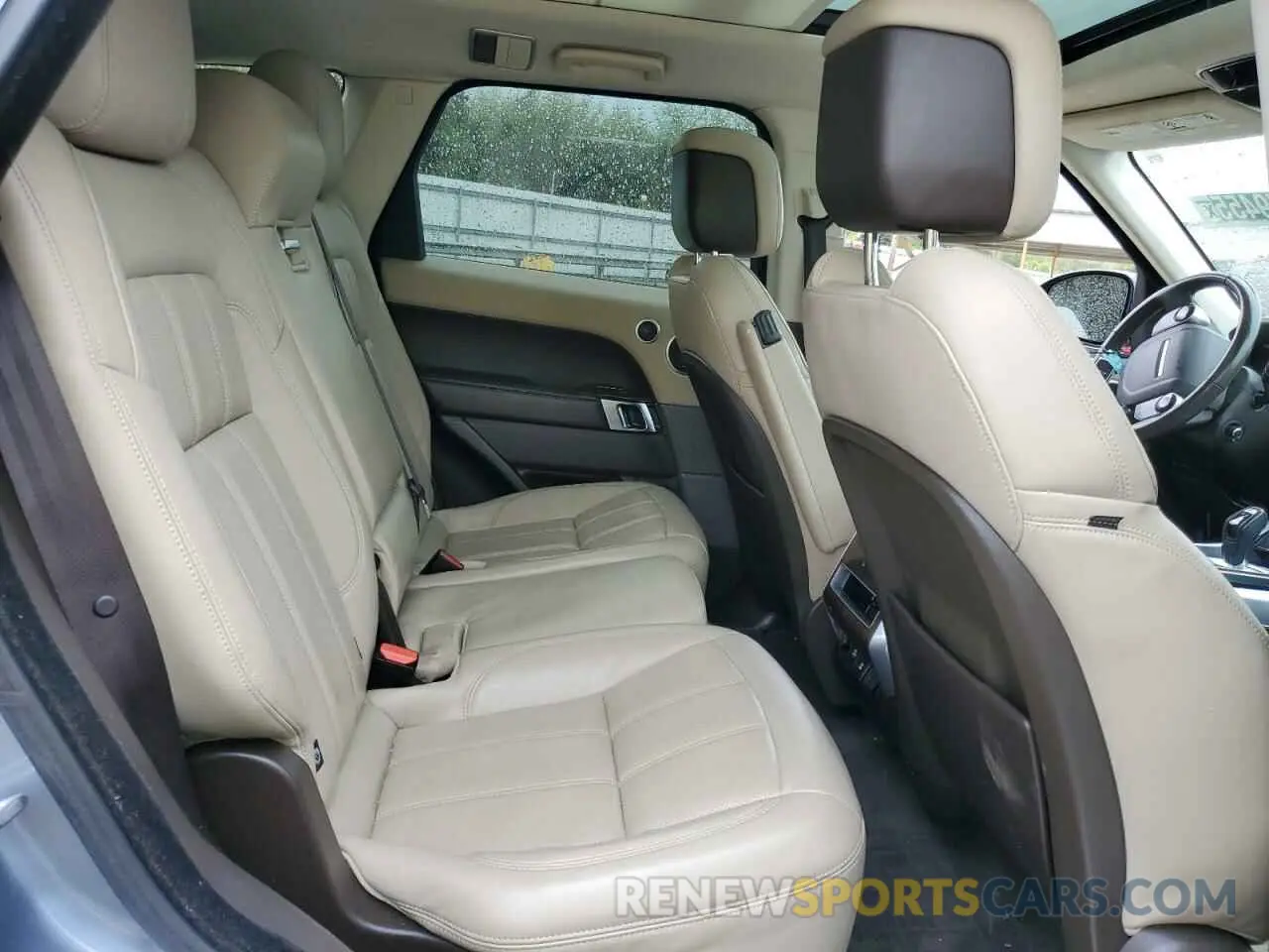 11 Photograph of a damaged car SALWR2RV6KA818963 LAND ROVER RANGEROVER 2019