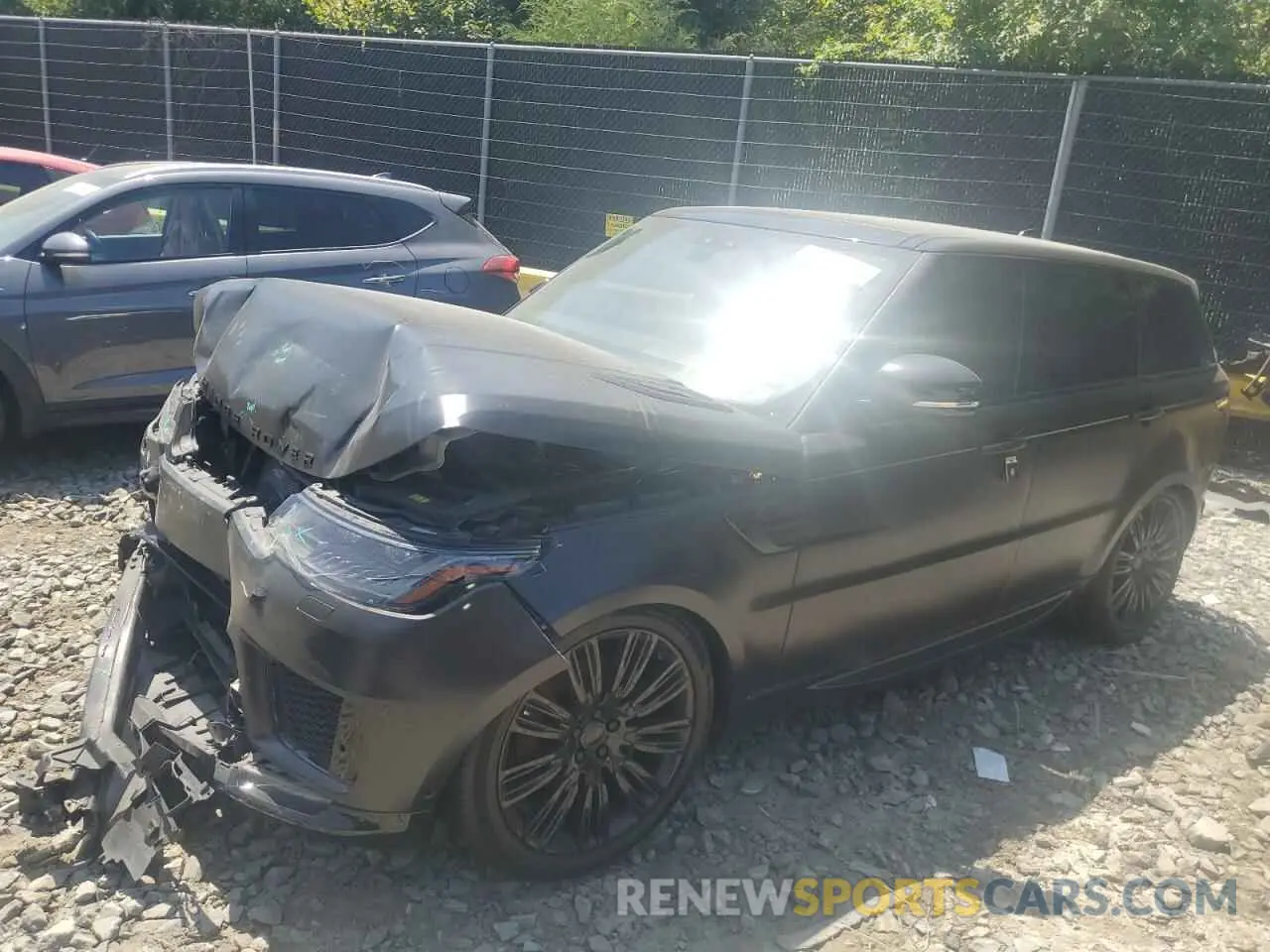 1 Photograph of a damaged car SALWR2RV6KA829252 LAND ROVER RANGEROVER 2019