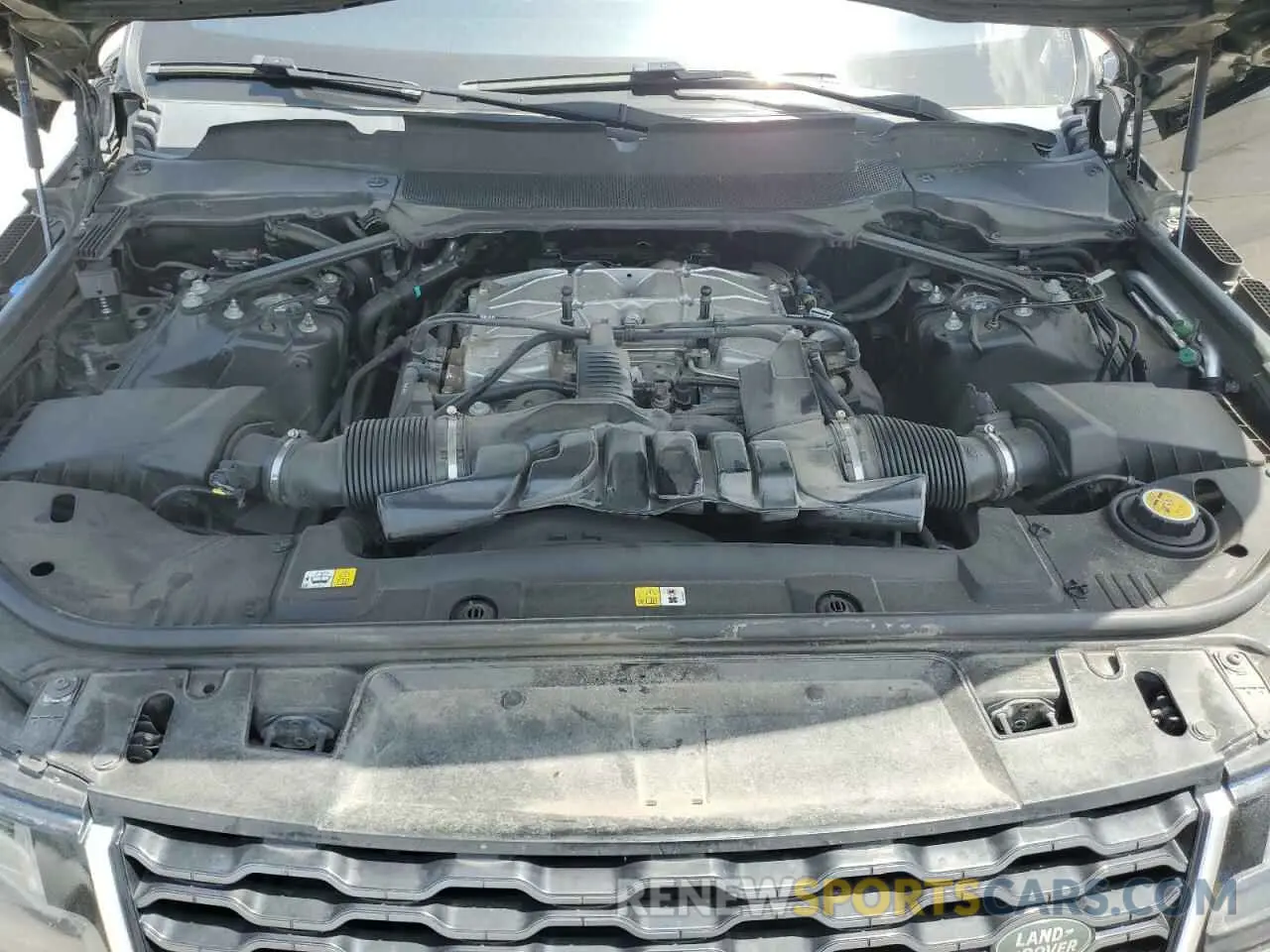 12 Photograph of a damaged car SALWR2RV6KA837660 LAND ROVER RANGEROVER 2019