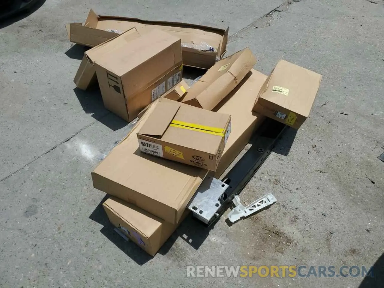 13 Photograph of a damaged car SALWR2RV6KA837660 LAND ROVER RANGEROVER 2019