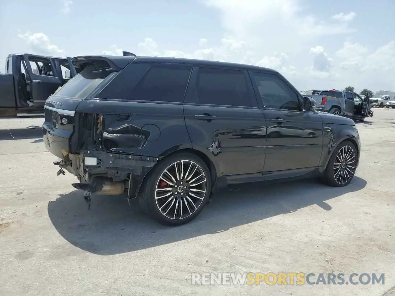 3 Photograph of a damaged car SALWR2RV6KA837660 LAND ROVER RANGEROVER 2019