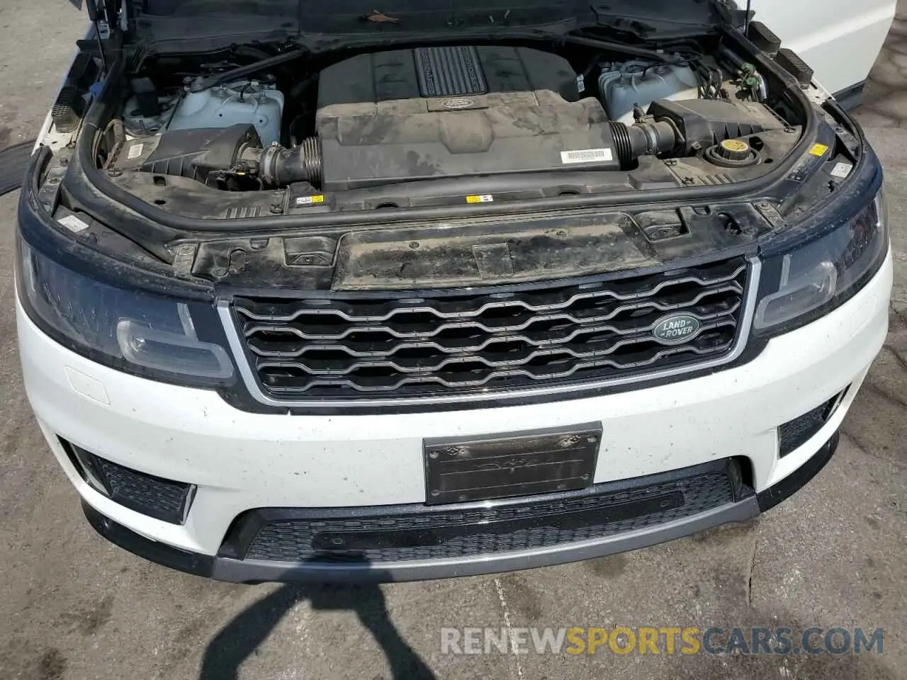 12 Photograph of a damaged car SALWR2RV6KA847282 LAND ROVER RANGEROVER 2019