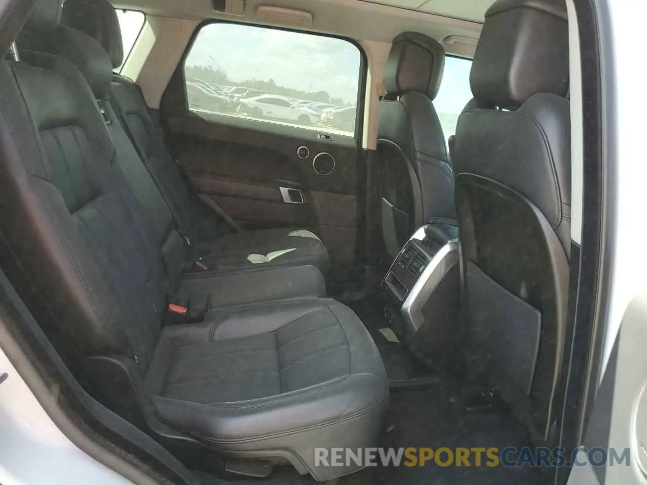 11 Photograph of a damaged car SALWR2RV6KA850005 LAND ROVER RANGEROVER 2019