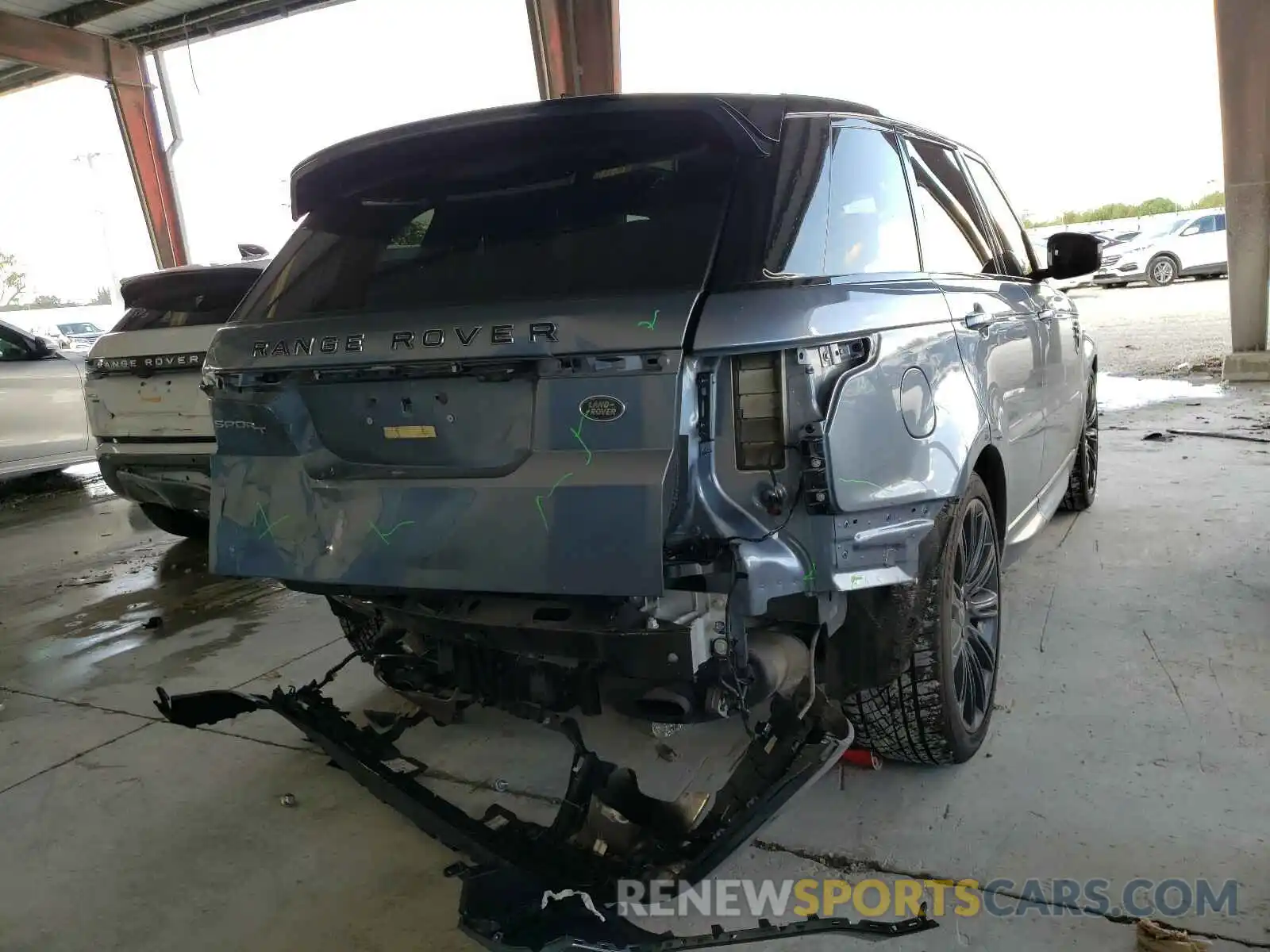 4 Photograph of a damaged car SALWR2RV7KA418023 LAND ROVER RANGEROVER 2019