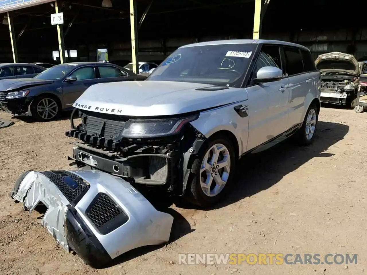 2 Photograph of a damaged car SALWR2RV7KA827977 LAND ROVER RANGEROVER 2019