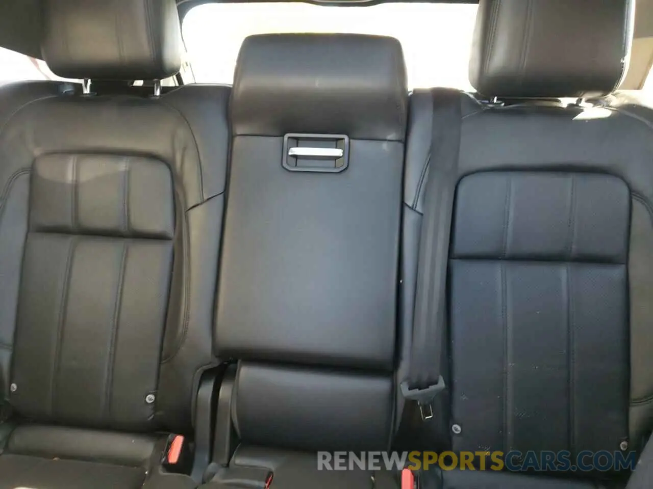 10 Photograph of a damaged car SALWR2RV7KA839451 LAND ROVER RANGEROVER 2019