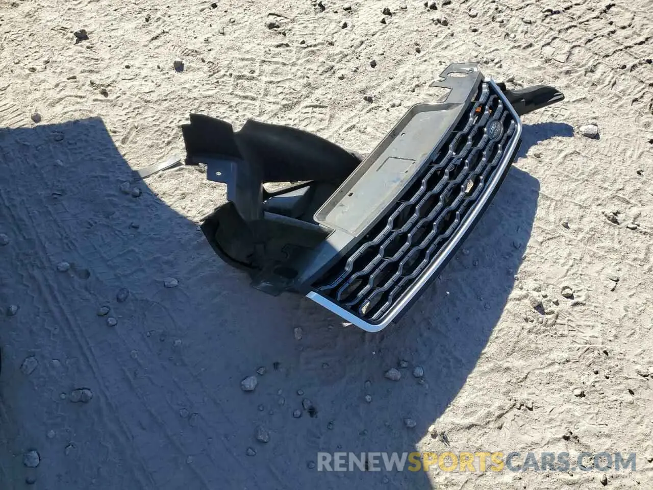 13 Photograph of a damaged car SALWR2RV8KA828362 LAND ROVER RANGEROVER 2019