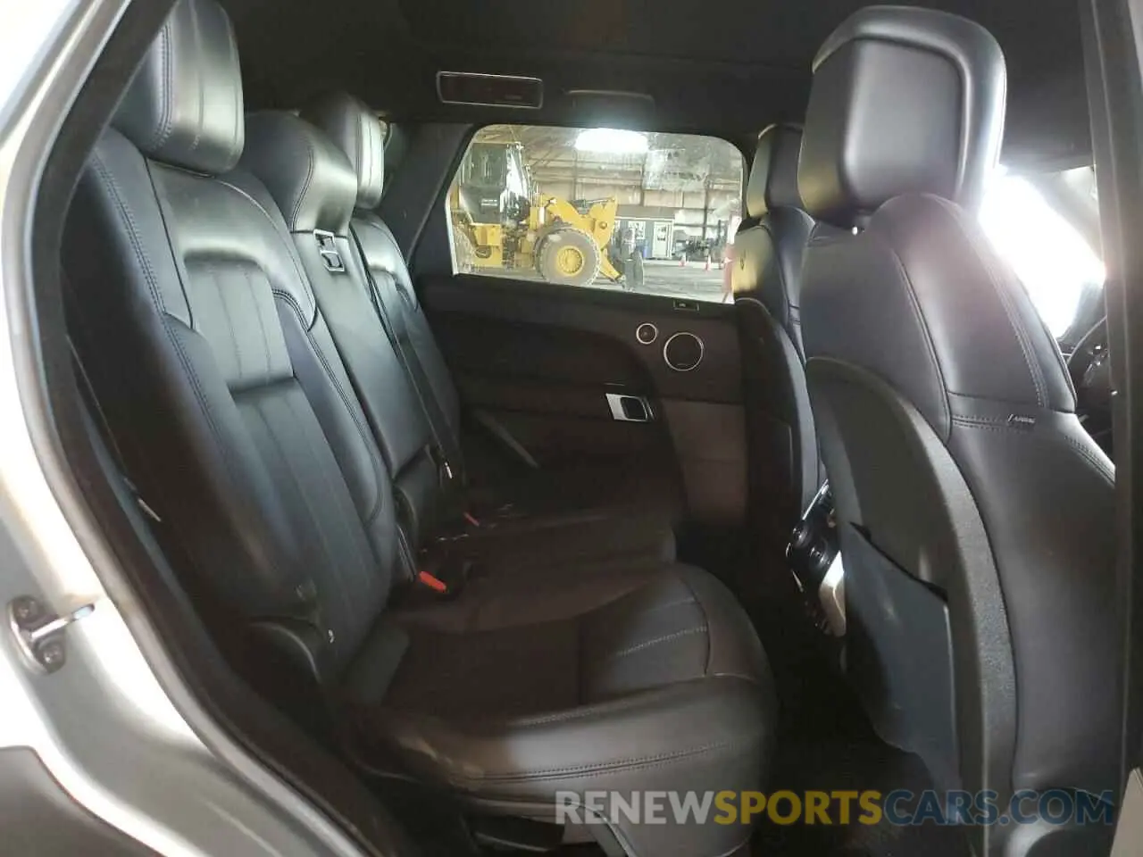 10 Photograph of a damaged car SALWR2RV8KA829172 LAND ROVER RANGEROVER 2019