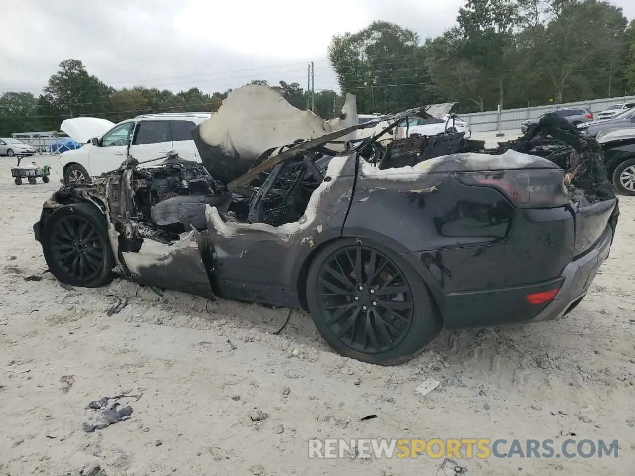 2 Photograph of a damaged car SALWR2RV8KA837255 LAND ROVER RANGEROVER 2019