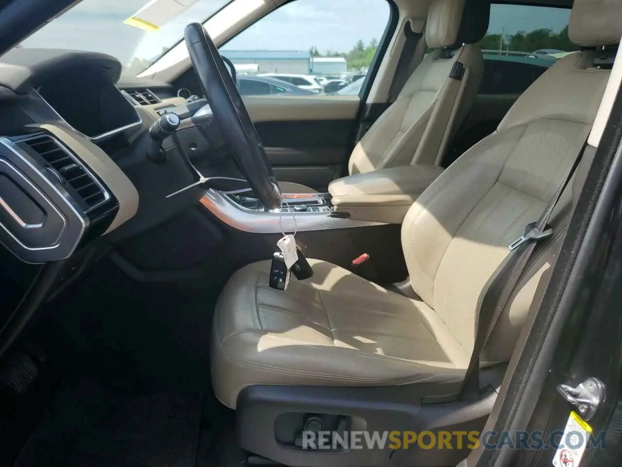7 Photograph of a damaged car SALWR2RV9KA829312 LAND ROVER RANGEROVER 2019
