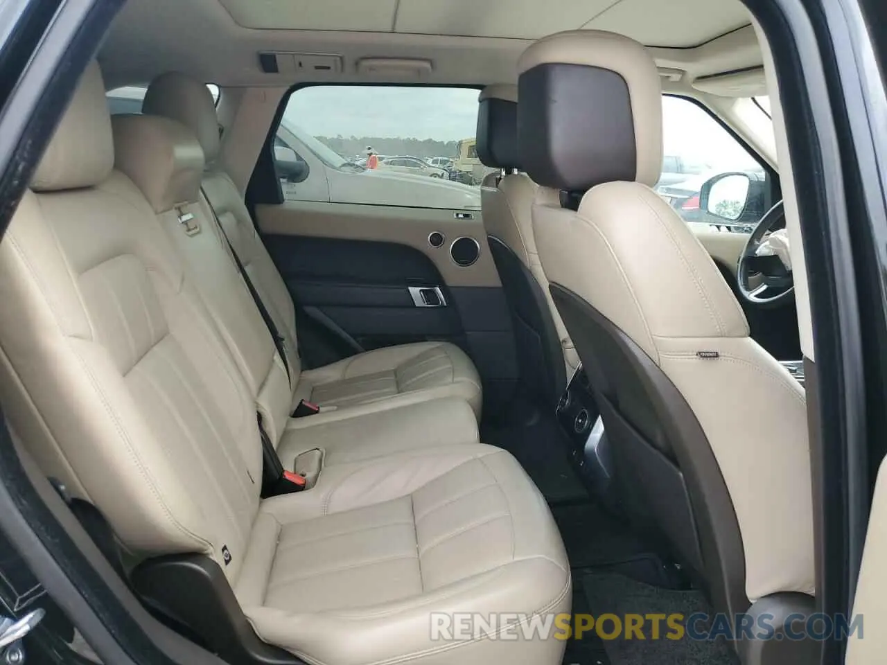 11 Photograph of a damaged car SALWR2RV9KA833571 LAND ROVER RANGEROVER 2019