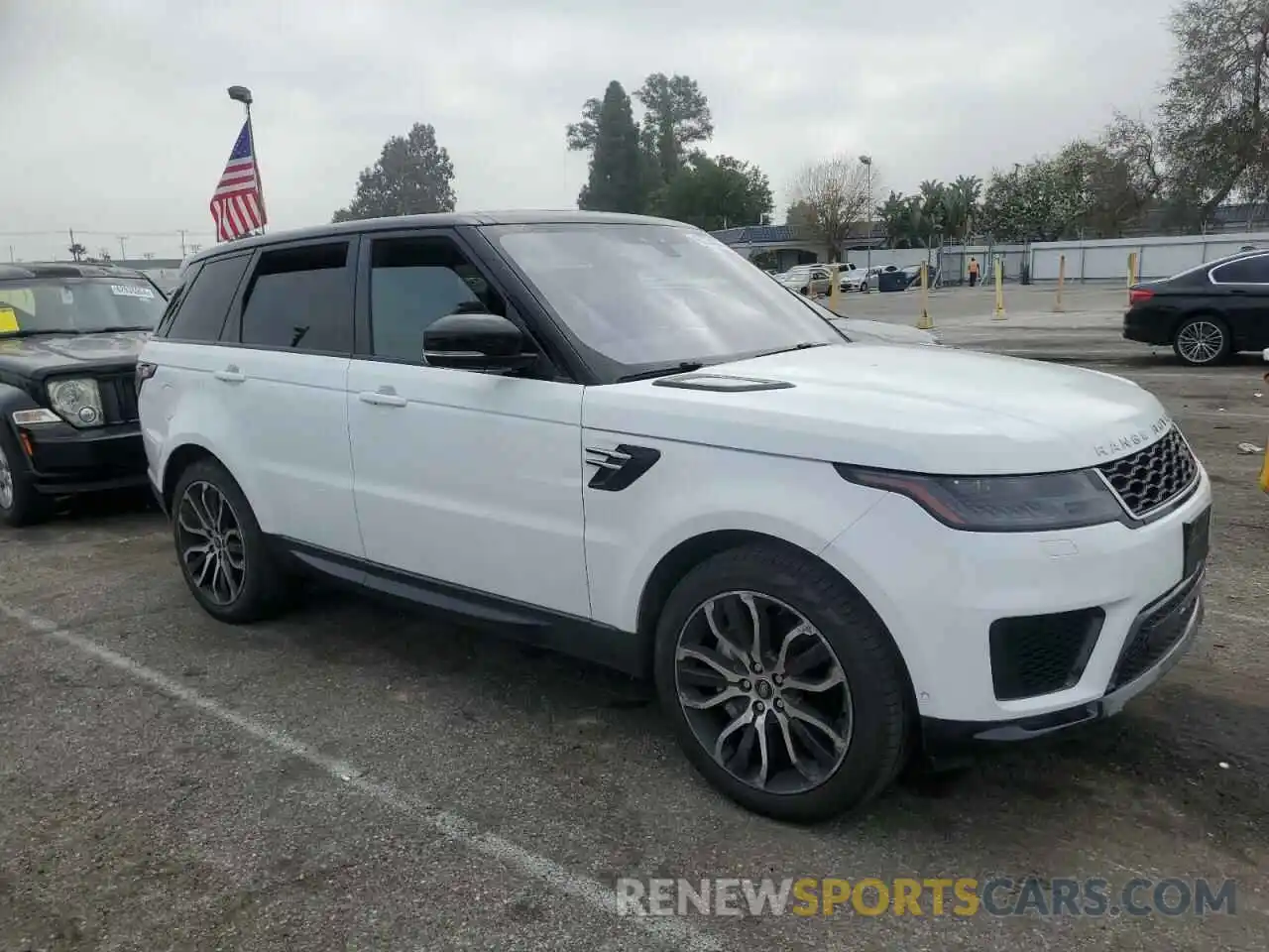 4 Photograph of a damaged car SALWR2RV9KA842061 LAND ROVER RANGEROVER 2019