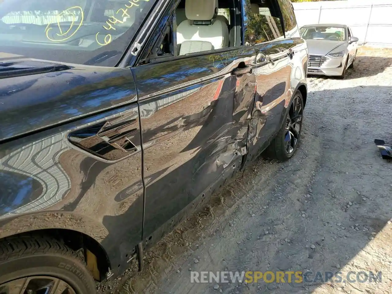 9 Photograph of a damaged car SALWS2SU1KA869163 LAND ROVER RANGEROVER 2019