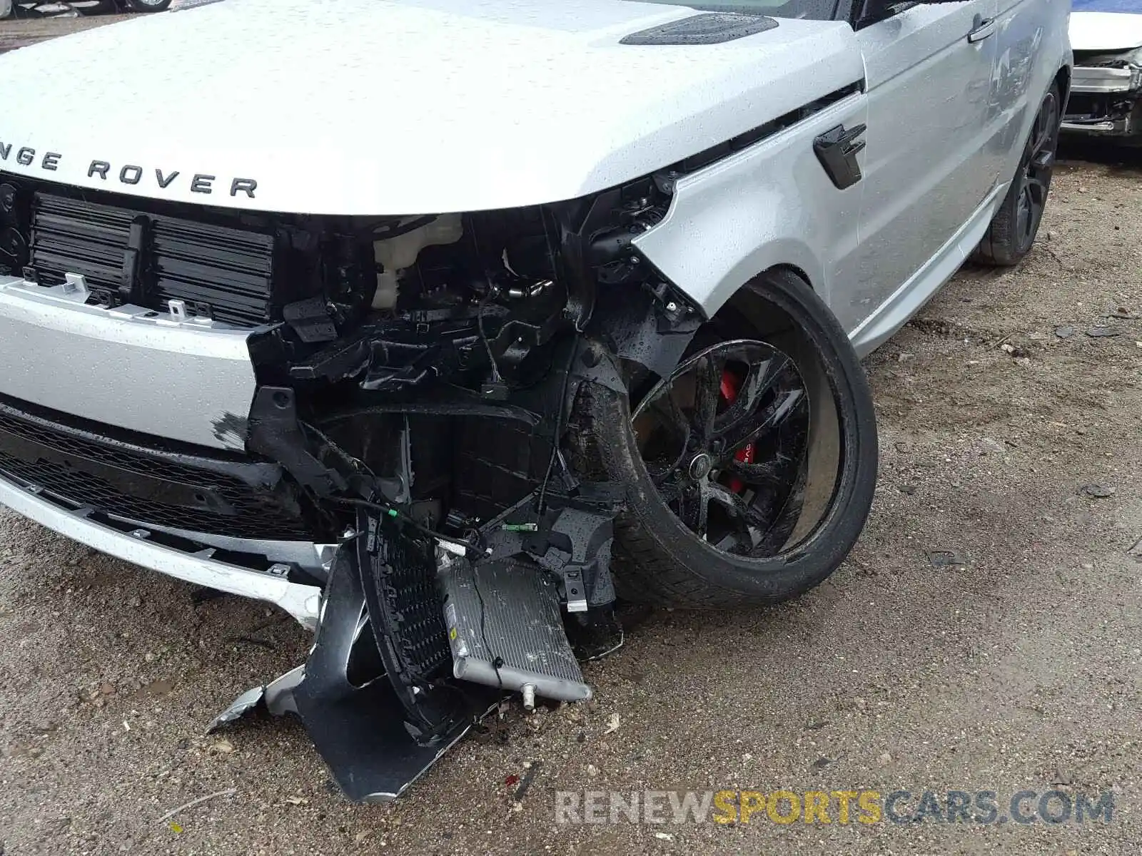 9 Photograph of a damaged car SALWS2SU9KA866169 LAND ROVER RANGEROVER 2019