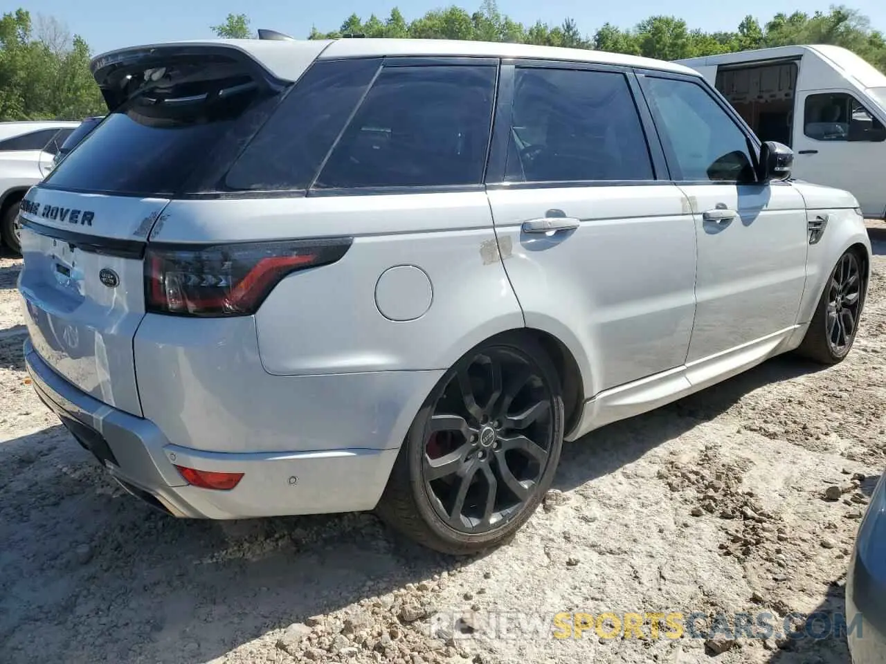 3 Photograph of a damaged car SALWV2RE6KA846886 LAND ROVER RANGEROVER 2019