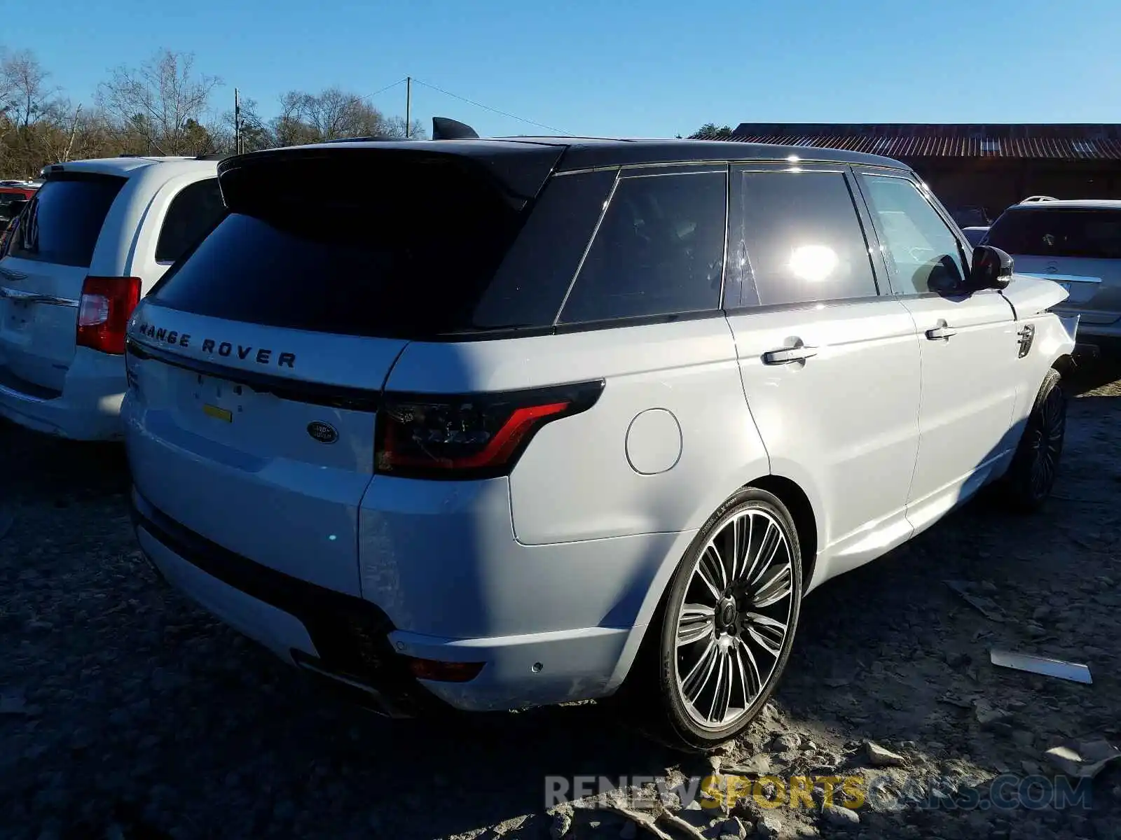 4 Photograph of a damaged car SALWV2RE6KA863817 LAND ROVER RANGEROVER 2019