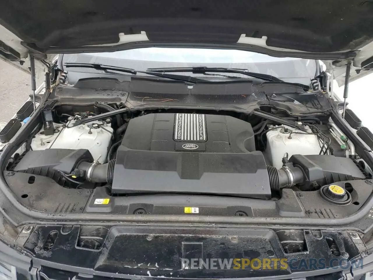 12 Photograph of a damaged car SALWV2SV3KA426884 LAND ROVER RANGEROVER 2019