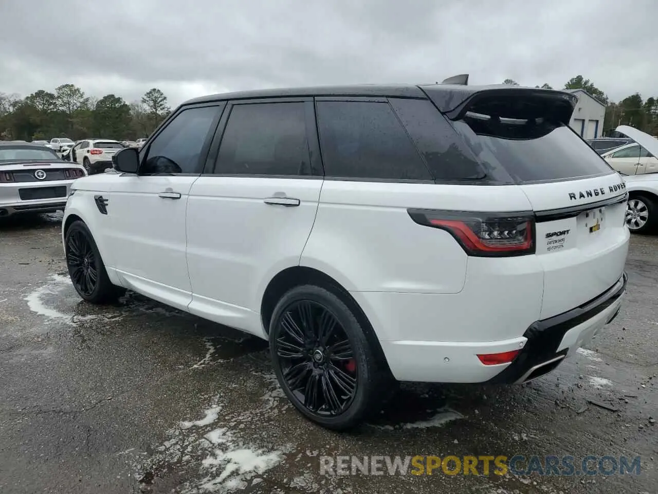 2 Photograph of a damaged car SALWV2SV3KA426884 LAND ROVER RANGEROVER 2019