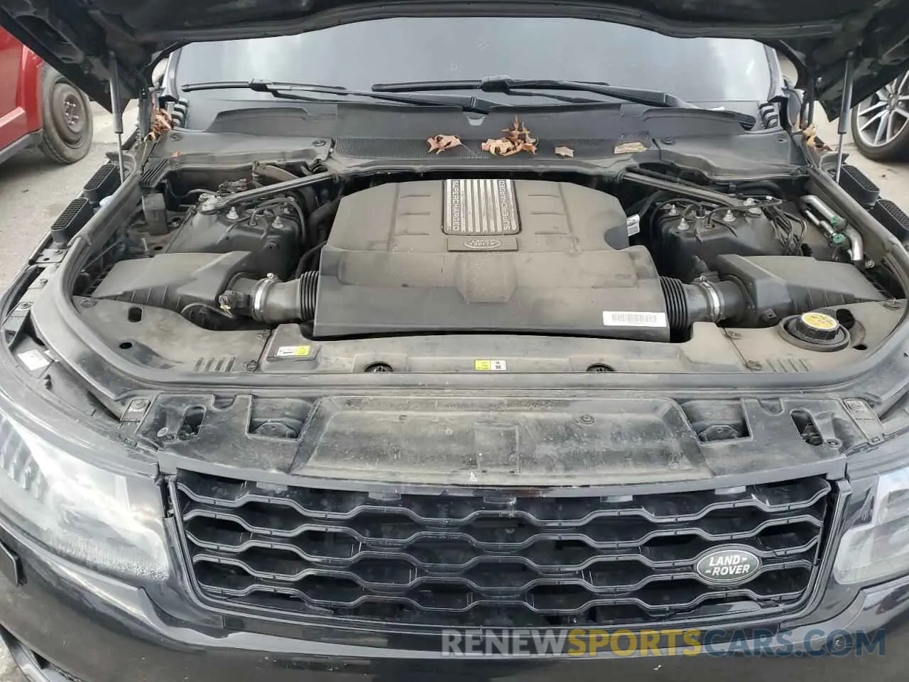 12 Photograph of a damaged car SALWV2SV3KA839095 LAND ROVER RANGEROVER 2019