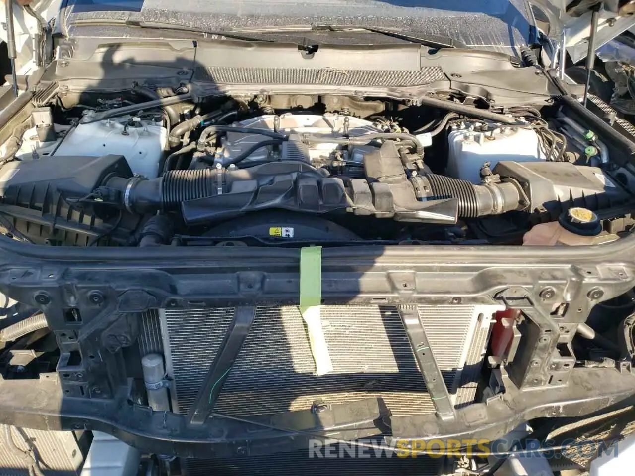 12 Photograph of a damaged car SALWV2SV4KA847559 LAND ROVER RANGEROVER 2019