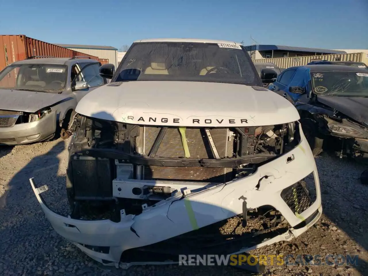 5 Photograph of a damaged car SALWV2SV4KA847559 LAND ROVER RANGEROVER 2019