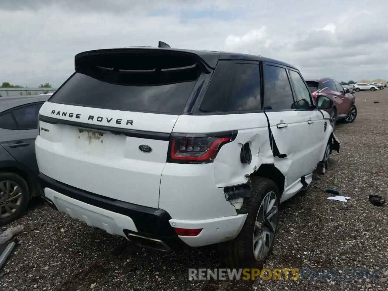 4 Photograph of a damaged car SALWV2SVXKA418149 LAND ROVER RANGEROVER 2019