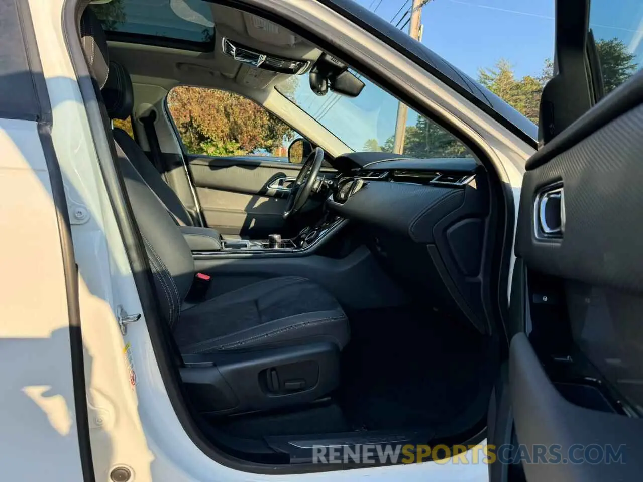 5 Photograph of a damaged car SALYA2EX1KA202756 LAND ROVER RANGEROVER 2019