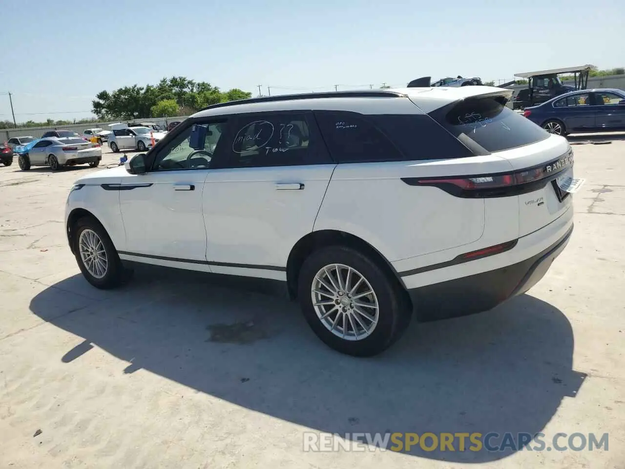 2 Photograph of a damaged car SALYA2EX1KA792733 LAND ROVER RANGEROVER 2019