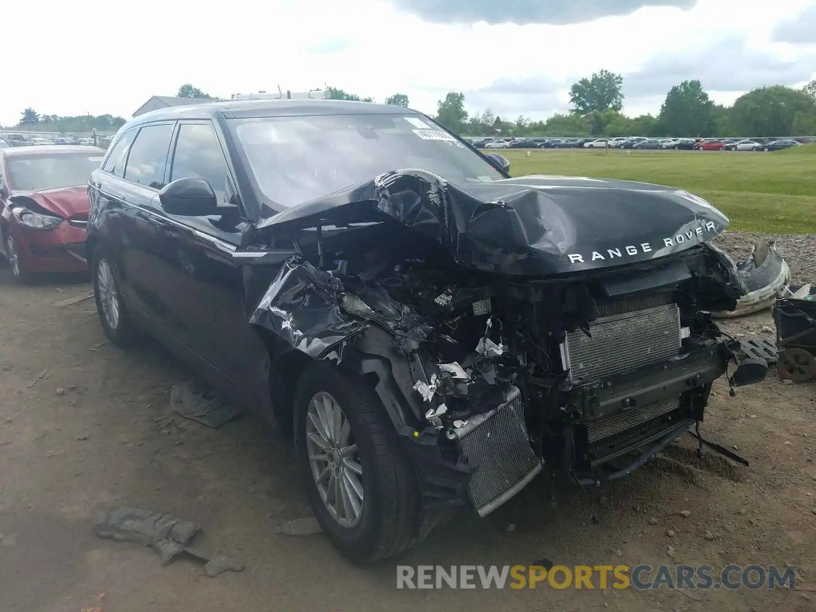 1 Photograph of a damaged car SALYA2EX2KA200868 LAND ROVER RANGEROVER 2019