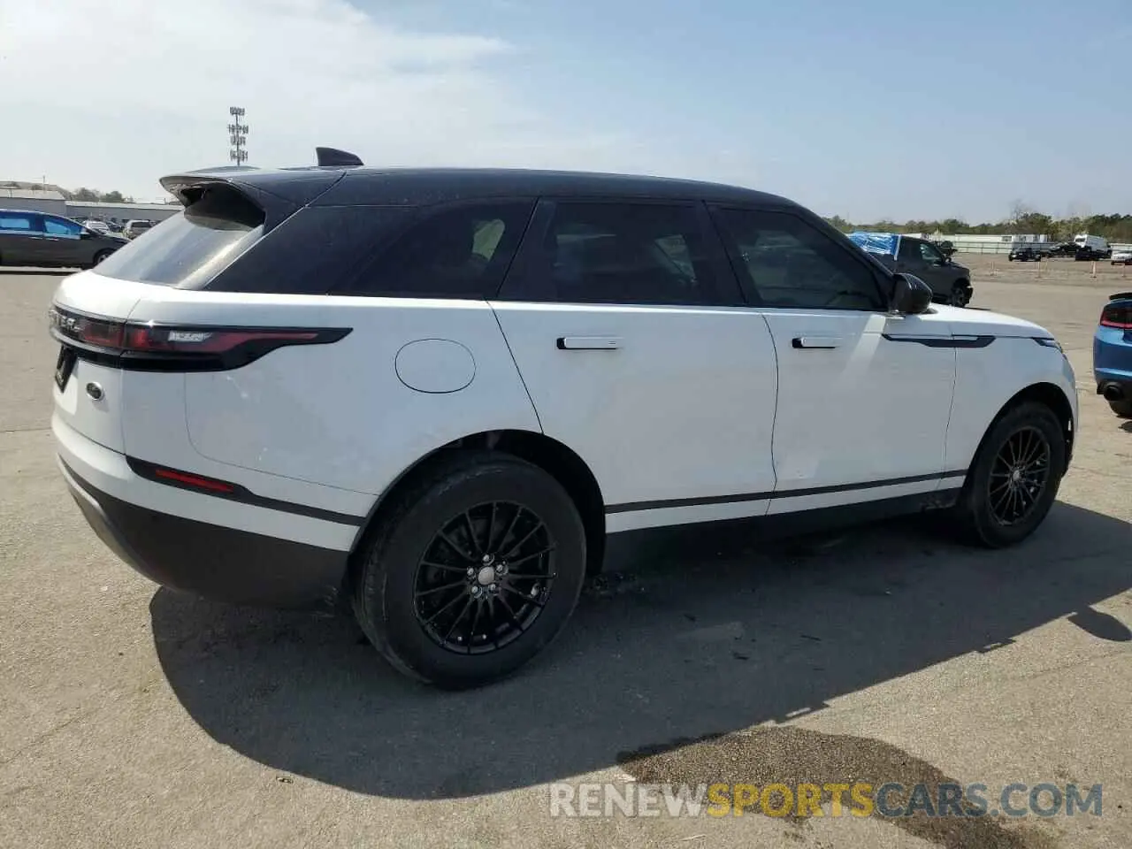 3 Photograph of a damaged car SALYA2EX9KA217246 LAND ROVER RANGEROVER 2019
