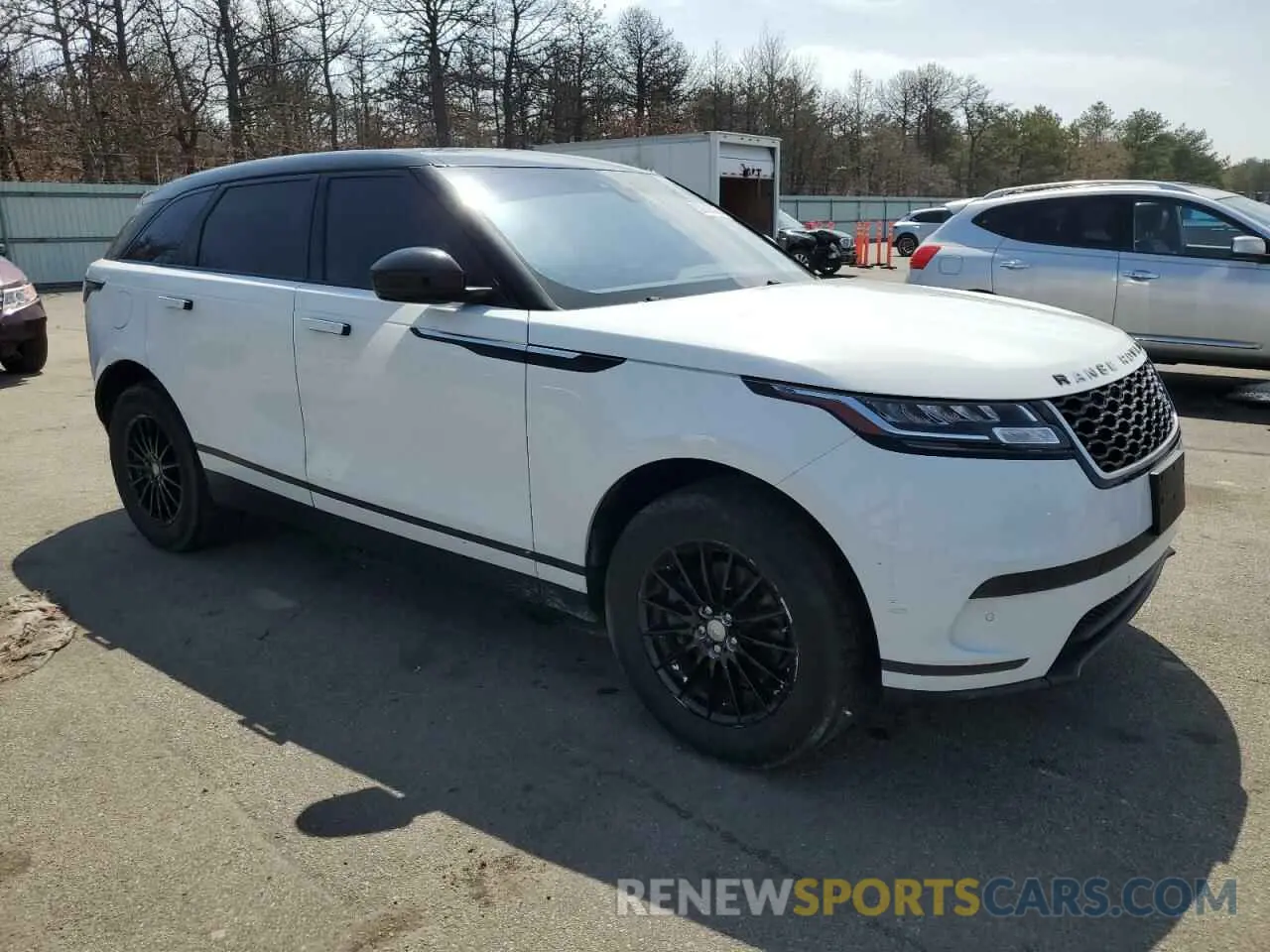 4 Photograph of a damaged car SALYA2EX9KA217246 LAND ROVER RANGEROVER 2019